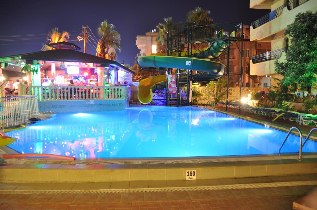 Maxwell Holiday Club มาร์มาริส ภายนอก รูปภาพ